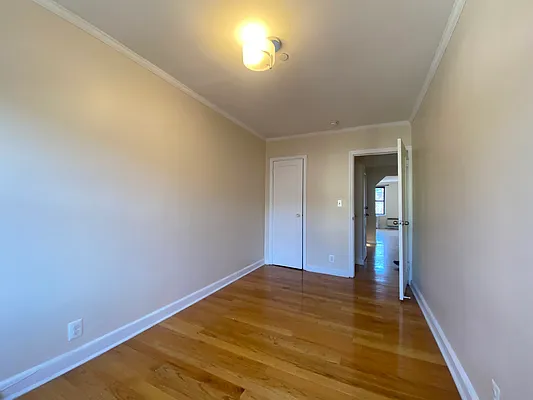 Rented by NY Space Finders Inc. | media 18