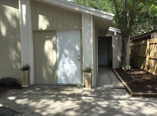 10439 Rosemount Dr, Tampa, FL 33624