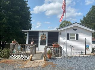 172 Dogwood Cir, New London, NC 28127