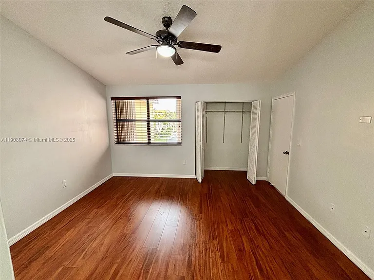 11820 SW 80th St #312 — Photo 11