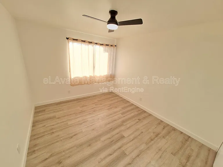 11744 Runnymede — Photo 12