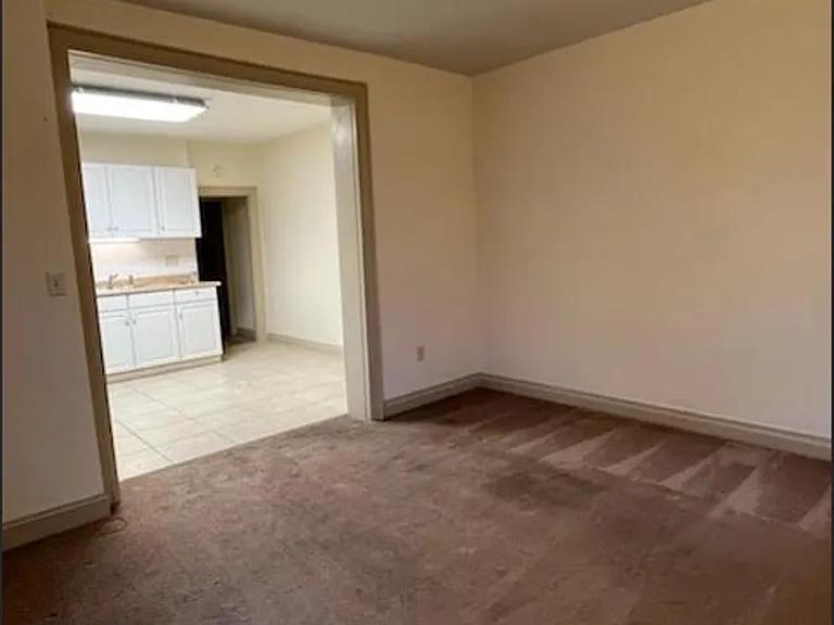 226 Poplar St — Photo 5