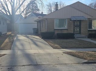6527 W Medford Ave, Milwaukee, WI 53218