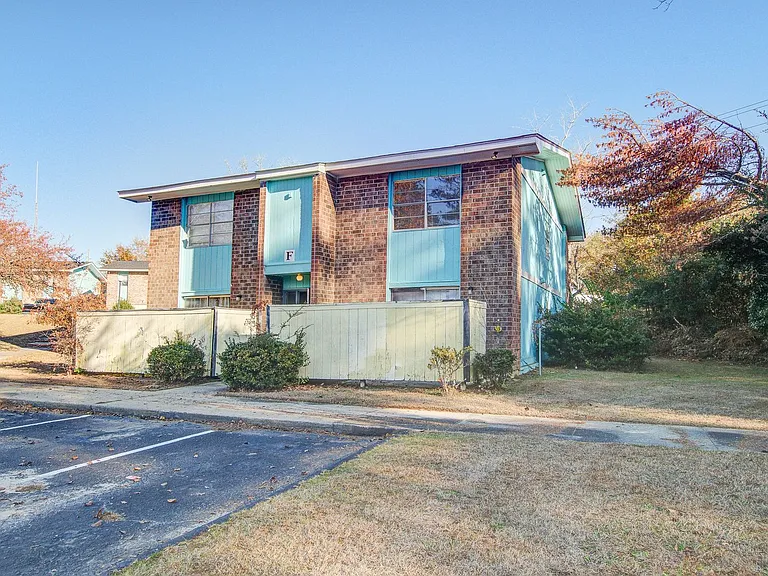 Palmetto Place Apartments — Photo 3