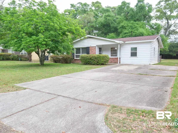 721 Raines Dr, Mobile, AL 36609