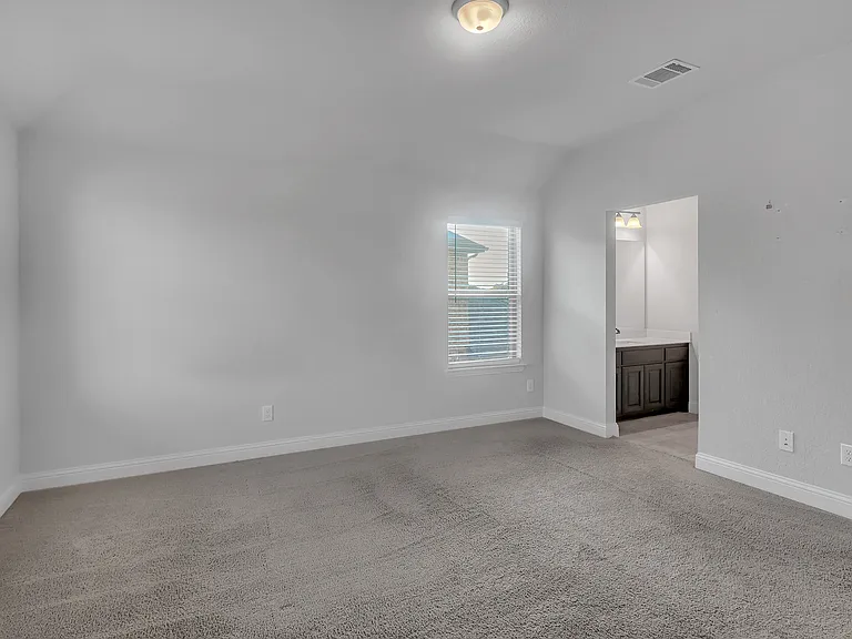 1708 Stillwater Dr — Photo 16