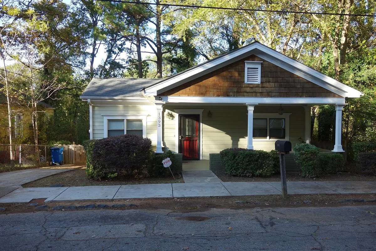 1393 Fulton Ave photo 1