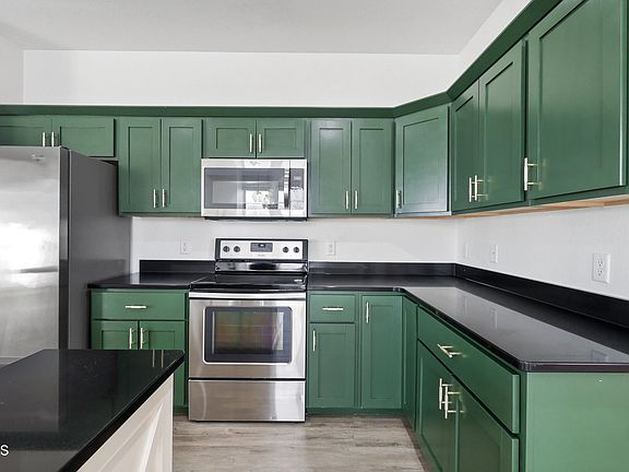 3rd image of 3208 Jericho Rd