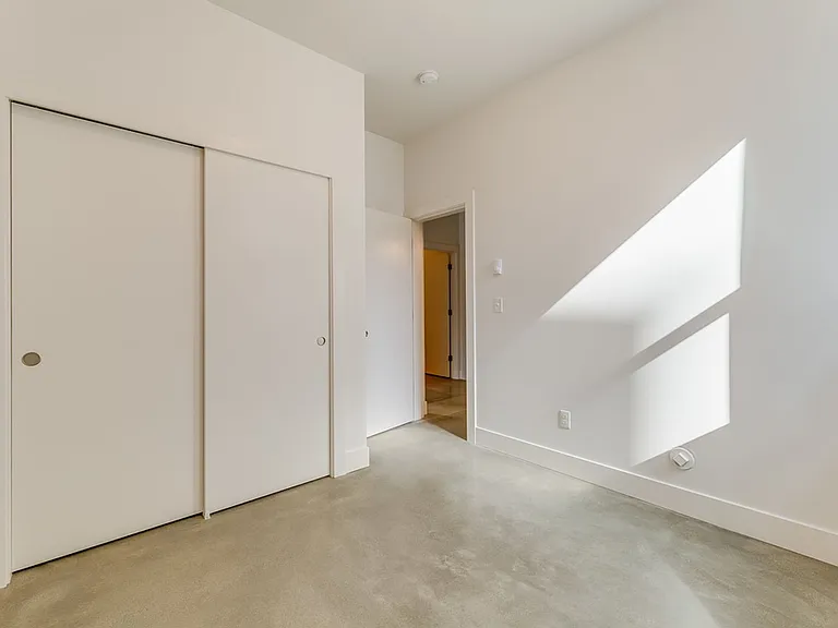 1414 20th Ave — Photo 12