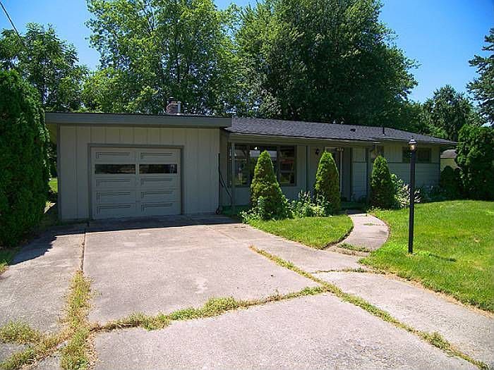 1st image of 20551 Russ St