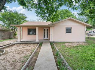 316 Airport Blvd, Del Rio, TX 78840