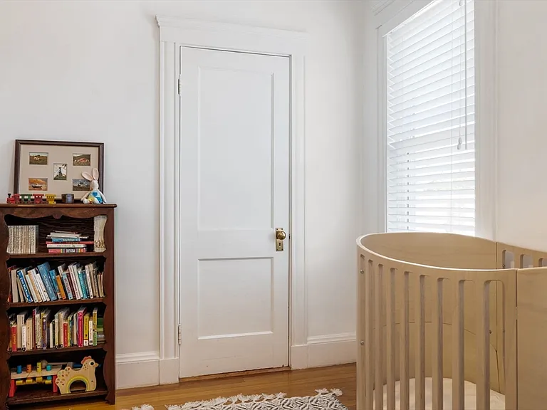4 Linden Ct #3 — Photo 32