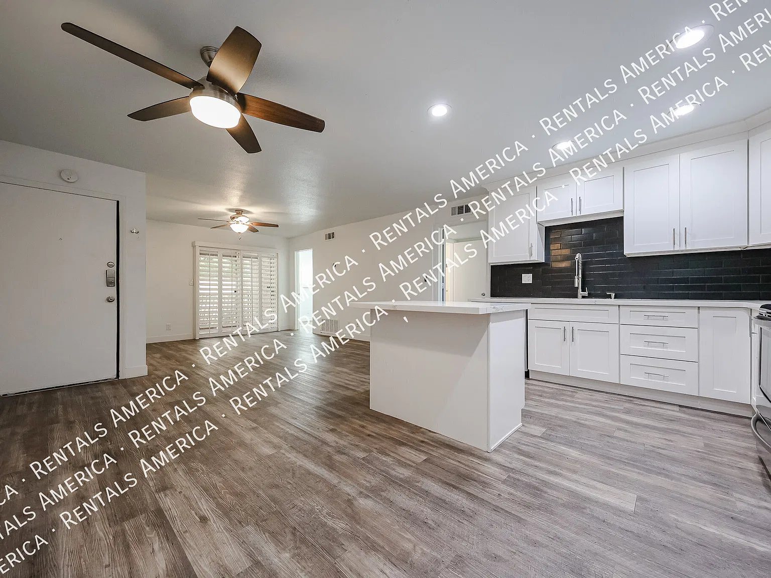 Move In Special — Photo 1