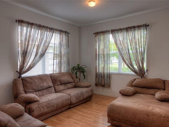 4th image of 10547 Coral Key Ave
