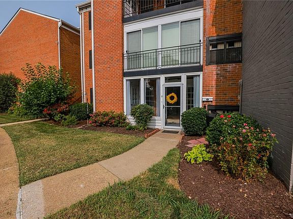 3rd image of 8 Rock Garden Ln #8