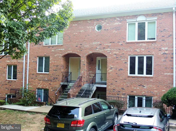 3782A Madison Ln, Falls Church, VA 22041