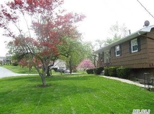 11 Elizabeth Ave, Middletown, NY 10941