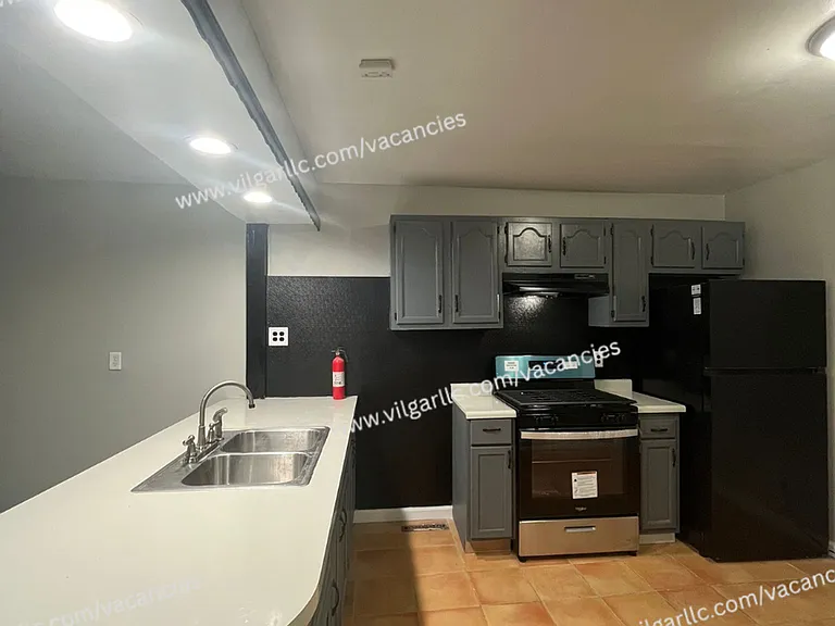 969 Stevenson St — Photo 7