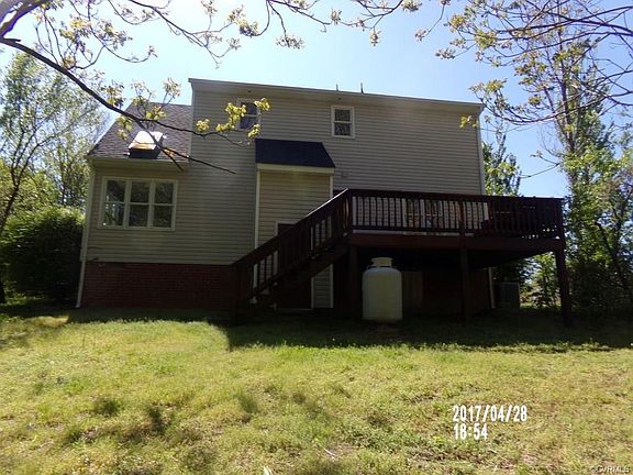 3rd image of 6925 Irongate Dr