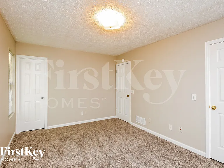 5098 Bird Rd — Photo 8
