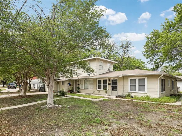 369 BABCOCK RD, San Antonio, TX 78201
