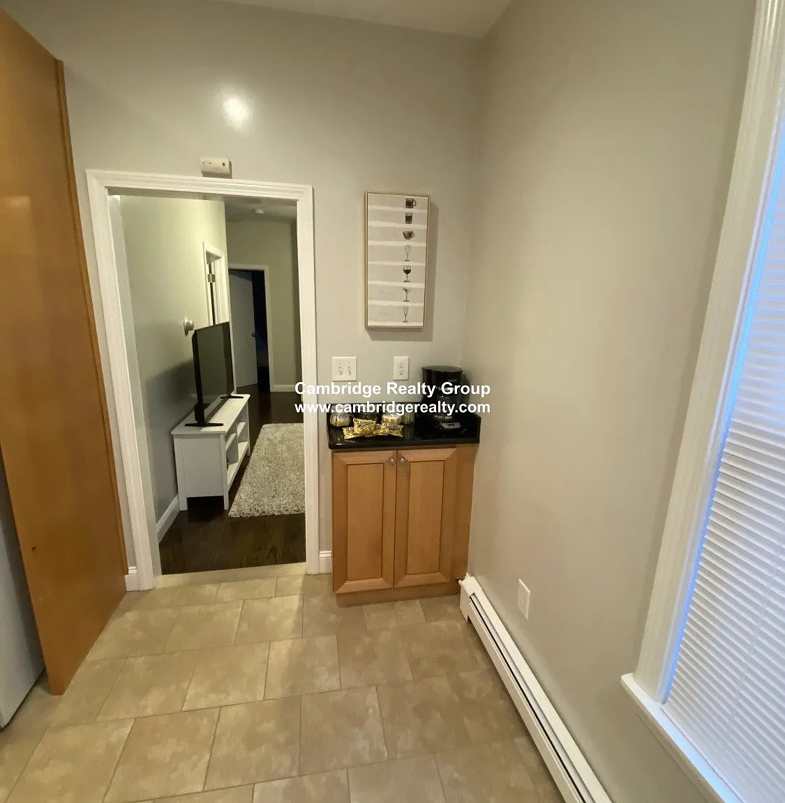 2 bed, 1.0 bath, 1000 sqft, $2,800 — Photo 2
