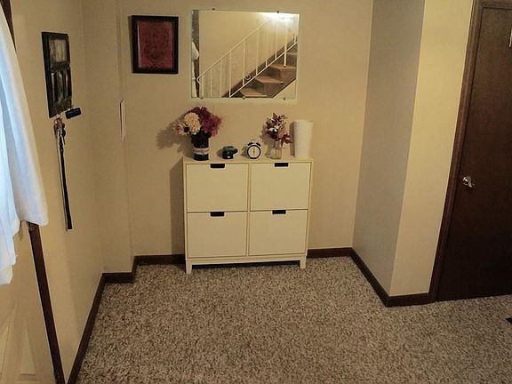 2nd image of 32 Westford St