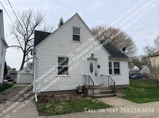 946 Hovey St SW, Grand Rapids, MI 49504
