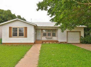 1449 S 19th St, Abilene, TX 79602
