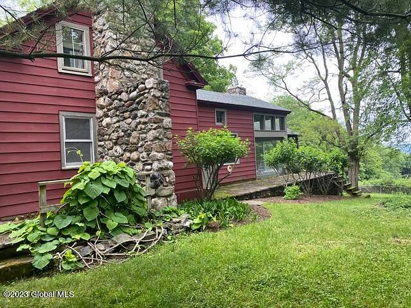 4th image of 231 Kenyon Hill Road