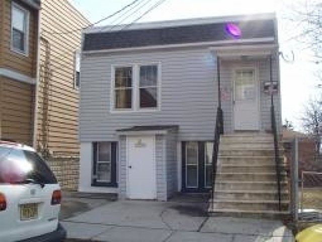 1st image of 41 Stewart Ave #2