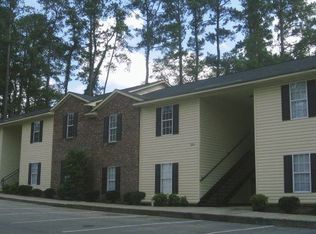 2207 Morganton Rd APT 3, Fayetteville, NC 28303