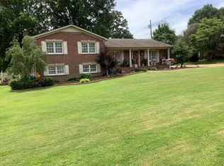 415 S Cedar St, Gleason, TN 38229