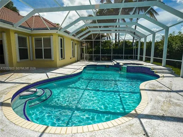 2575 Muirfield Ter — Photo 19