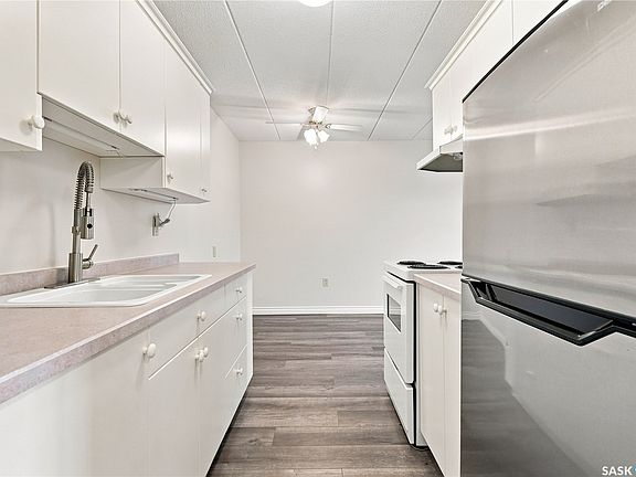 4th image of 2830 Gordon Road #208