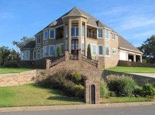122 Ridgeline Dr W, Russellville, AR 72802