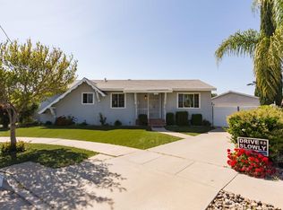 1020 E Rustic Rd E, Escondido, CA 92025