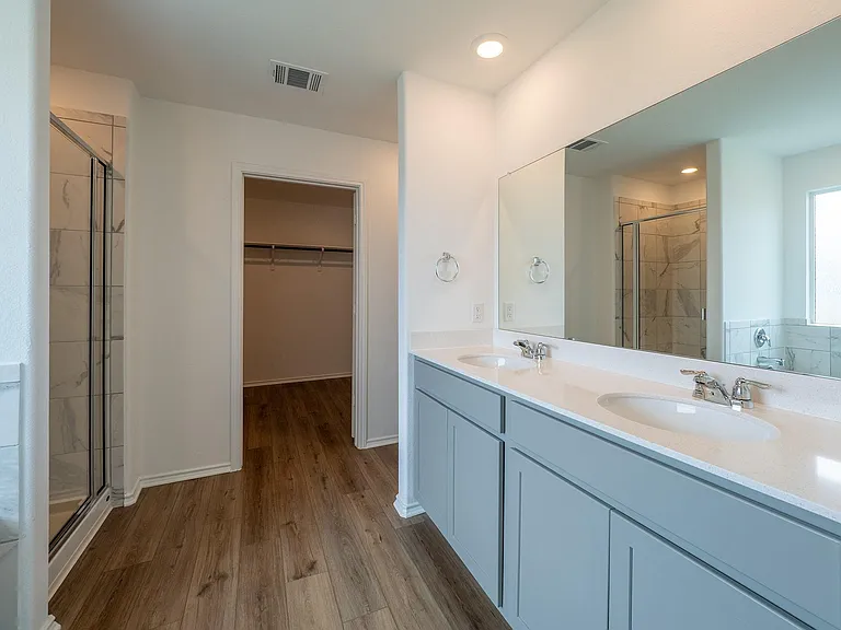 702 Silver Springs Bnd — Photo 18
