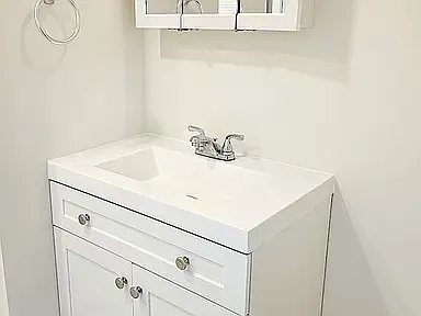76 Brent St #2 — Photo 3
