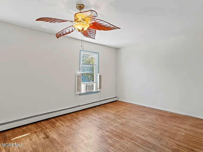 1105 NE Emory St #2 — Photo 11