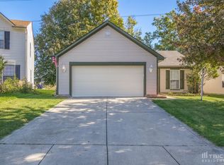 2319 Rolling Oak Dr, Indianapolis, IN 46214