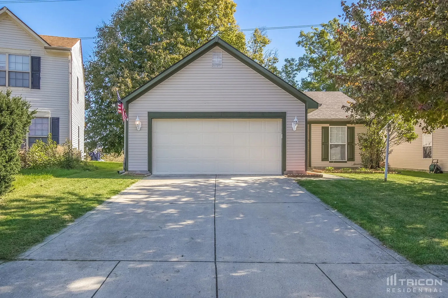 2319 Rolling Oak Dr photo 1