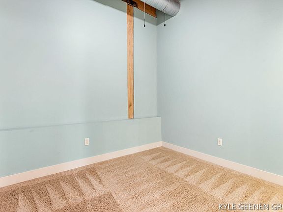5th image of 533 Columbia Ave APT 307