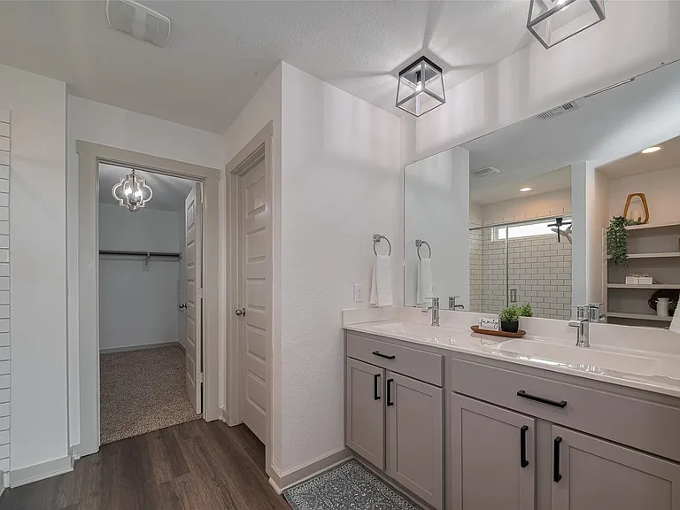 14519 Sweet Water Dr — Photo 28