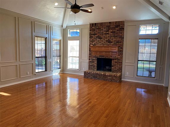 4th image of 1102 Shady Oak Trl