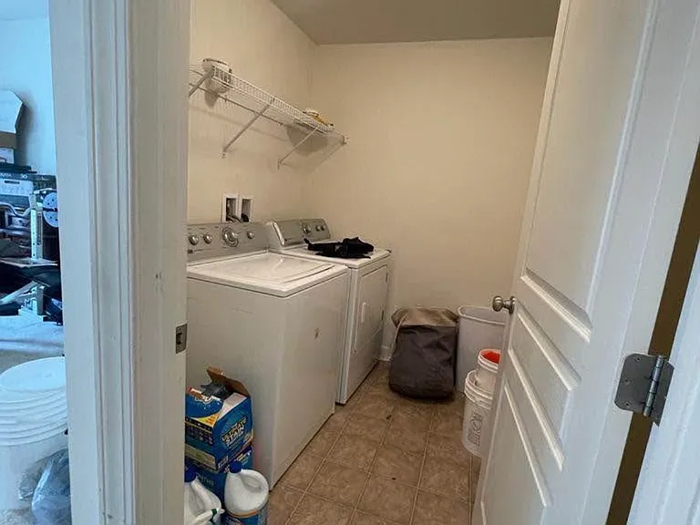 4066 Finsbury Ln — Photo 17