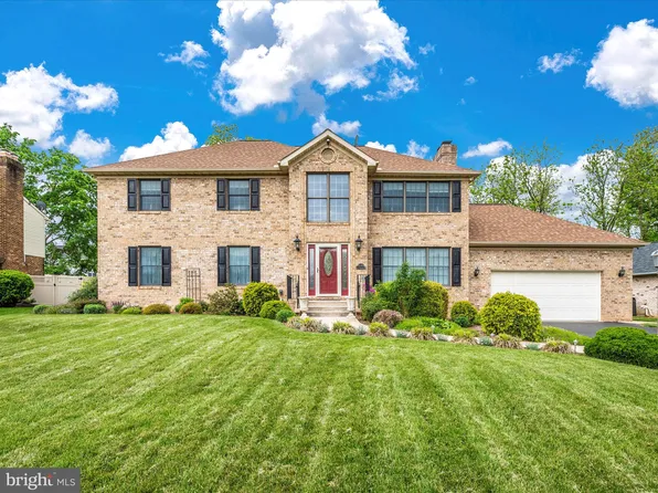 19142 Olde Waterford Rd, Hagerstown, MD 21742