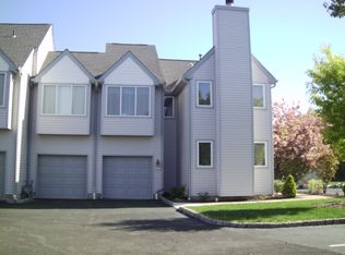 1 Freedom Ct, Montville, NJ 07045