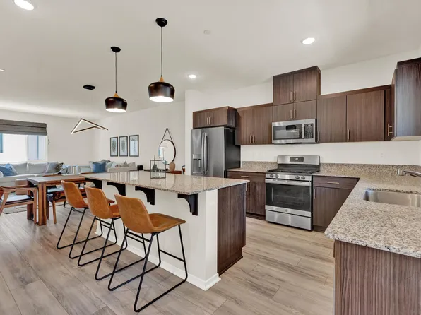 5212 Beachfront Cv #36, San Diego, CA 92154