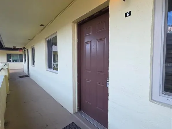 400 Oakridge Blvd APT 6, Daytona Beach, FL 32118